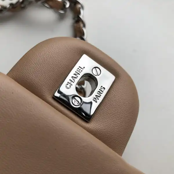 CHANEL FLAP BAG 20CM