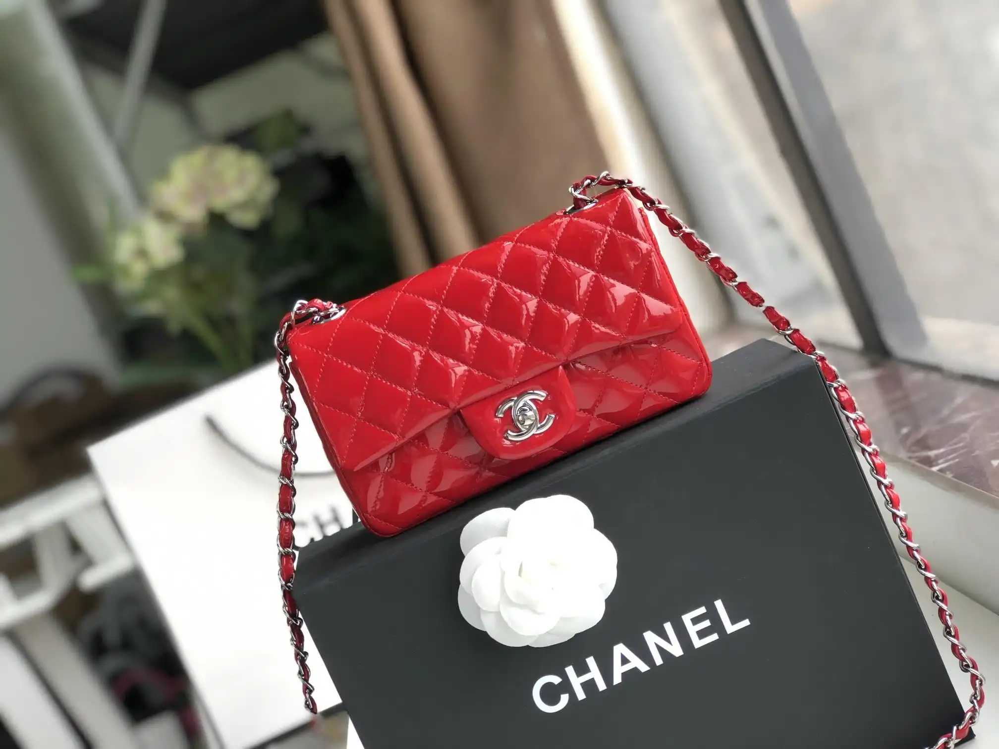 CHANEL FLAP BAG 20CM