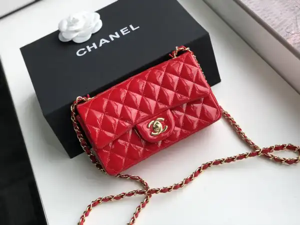 CHANEL FLAP BAG 20CM