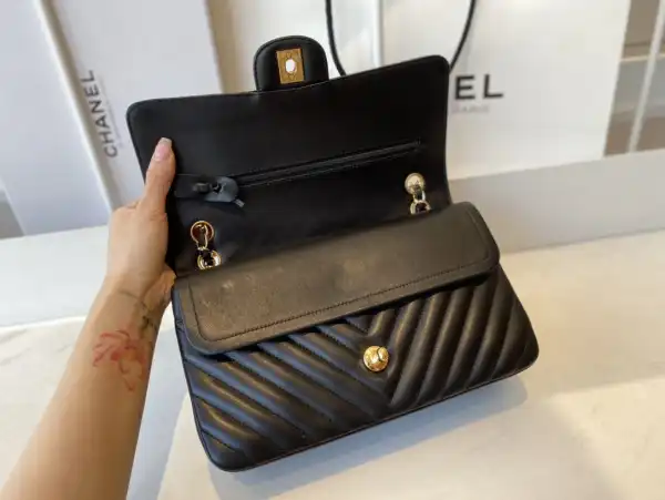 CHANEL FLAP BAG LAMBSKIN 25.5cm