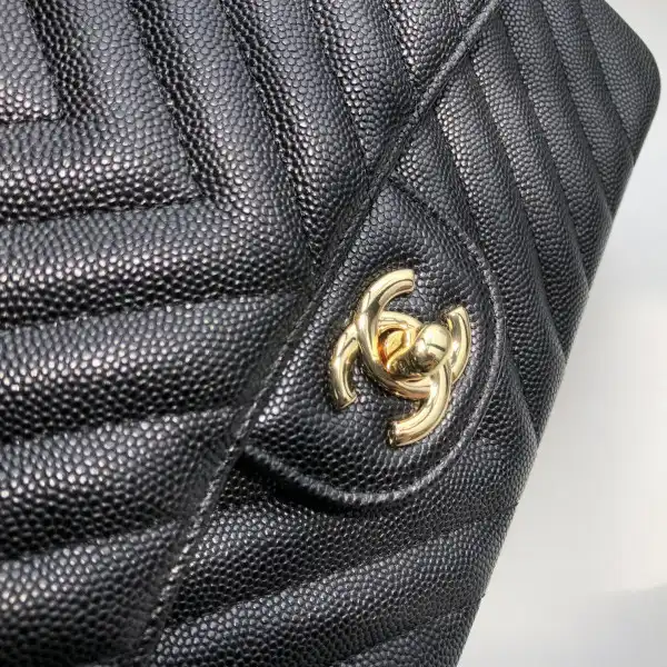 CHANEL FLAP BAG CAVIAR 25.5cm