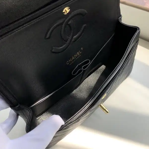 First bag ru CHANEL FLAP BAG CAVIAR 25.5cm