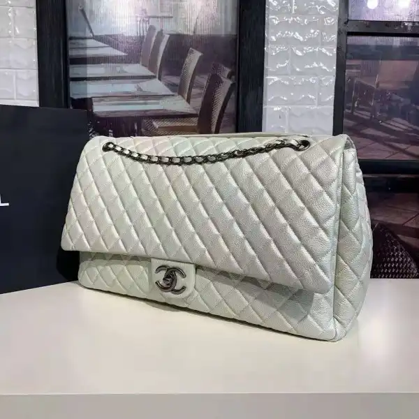 CHANEL TOTE BAG