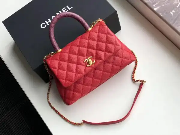 First bag ru CHANEL COCO HANDLE BAG