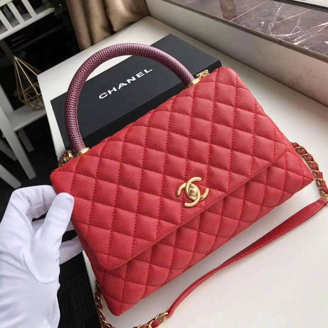 Firstbag Ru CHANEL COCO HANDLE BAG