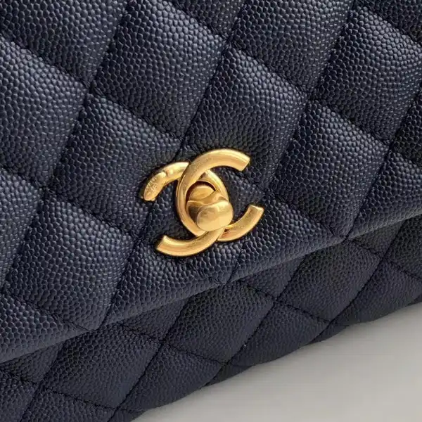 First bag ru CHANEL COCO HANDLE BAG