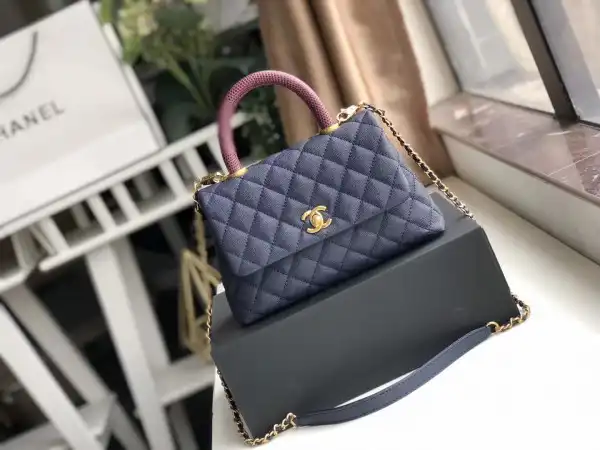 First bag ru CHANEL COCO HANDLE BAG