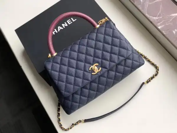 First bag ru CHANEL COCO HANDLE BAG