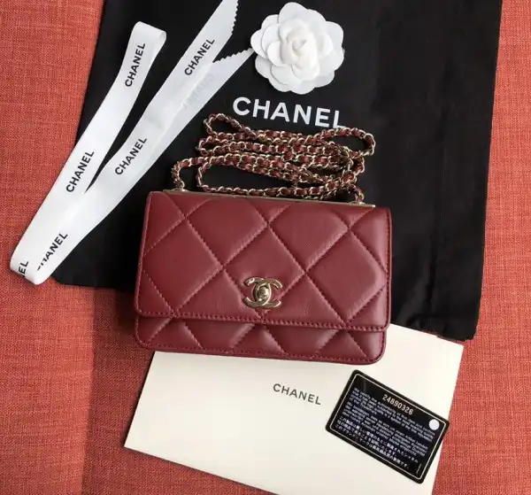 CHANEL WOC