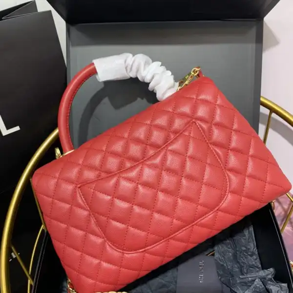 First bag ru CHANEL COCO HANDLE