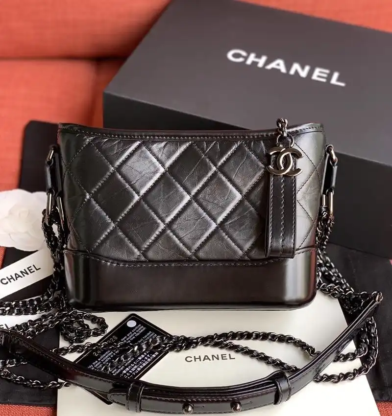 First bag ru CHANEL GABRIELLE