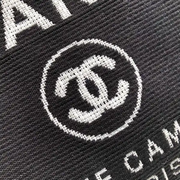 CHANEL TOTE BAG