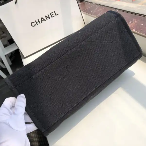 CHANEL TOTE BAG