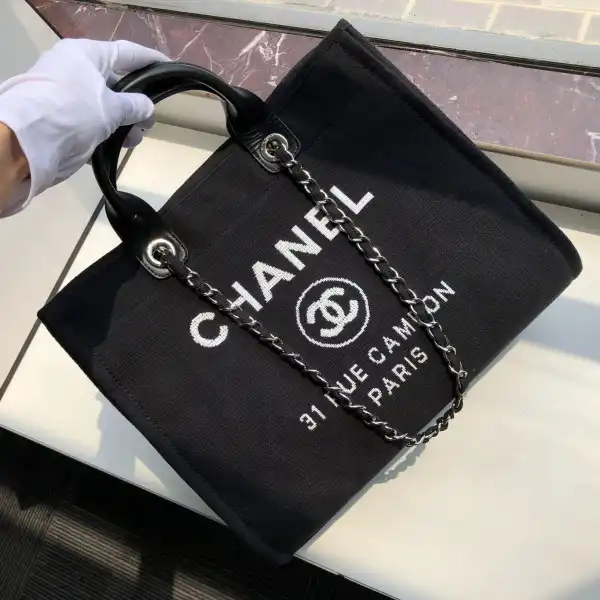 CHANEL TOTE BAG