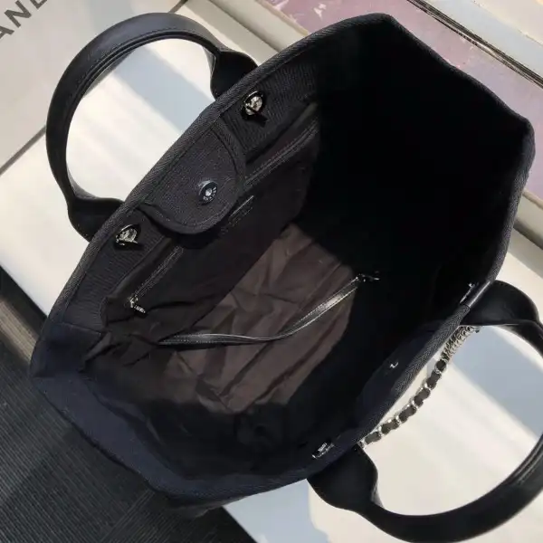 CHANEL TOTE BAG