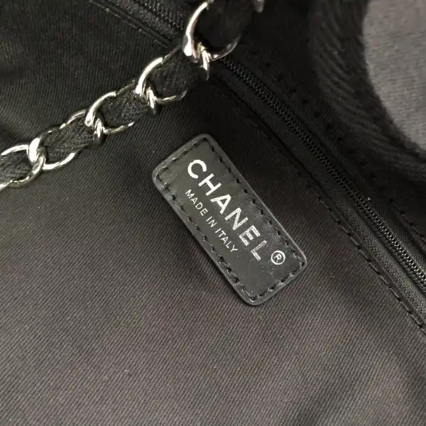 CHANEL TOTE BAG