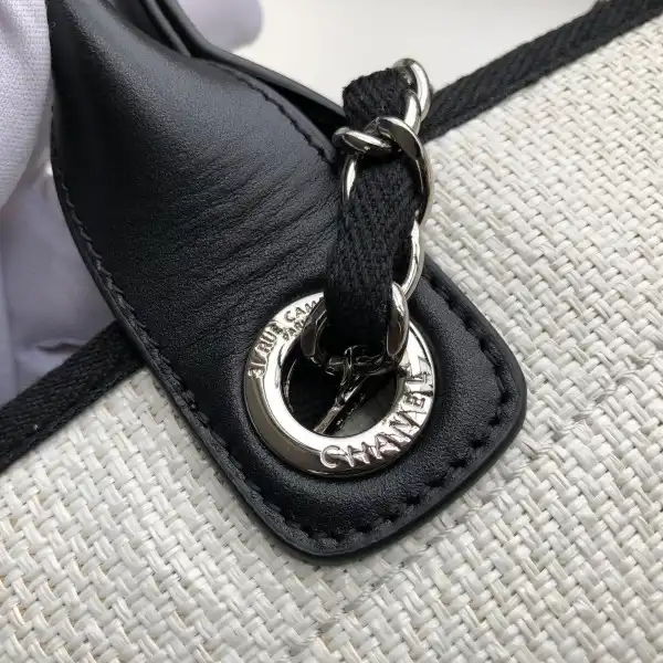 Firstbag Ru CHANEL TOTE BAG