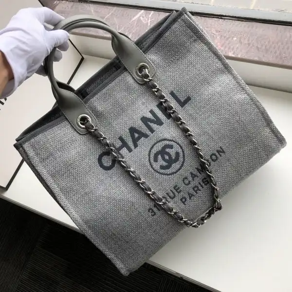 CHANEL TOTE BAG