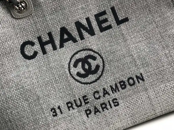 CHANEL TOTE BAG