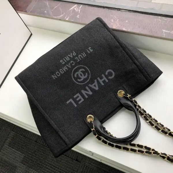 Firstbag Ru CHANEL TOTE BAG