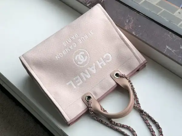 CHANEL TOTE BAG