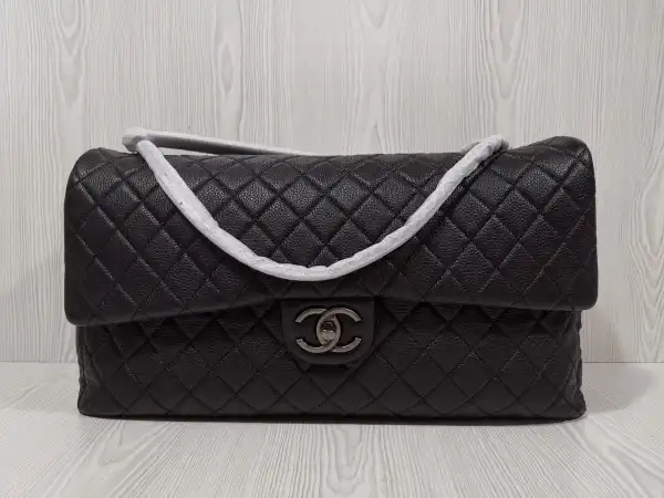 CHANEL FLAP BAG XXL