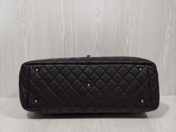 CHANEL FLAP BAG XXL