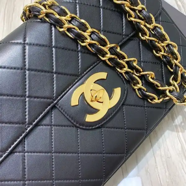 First bag ru CHANEL FLAP BAG