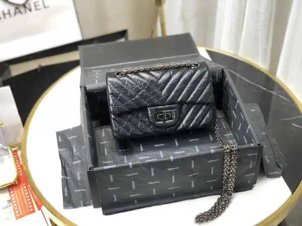 Firstbag Ru CHANEL FLAP BAG