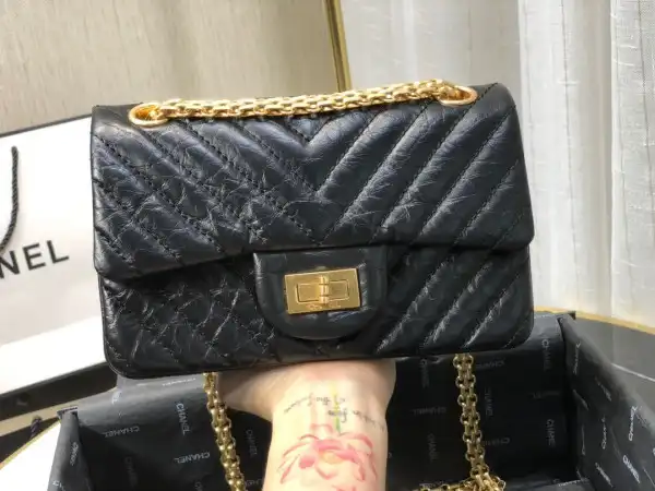 Firstbag Ru CHANEL FLAP BAG