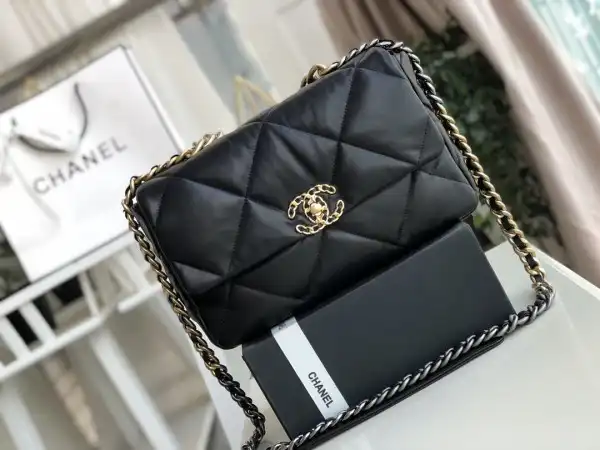 CHANEL 19 FLAP BAG