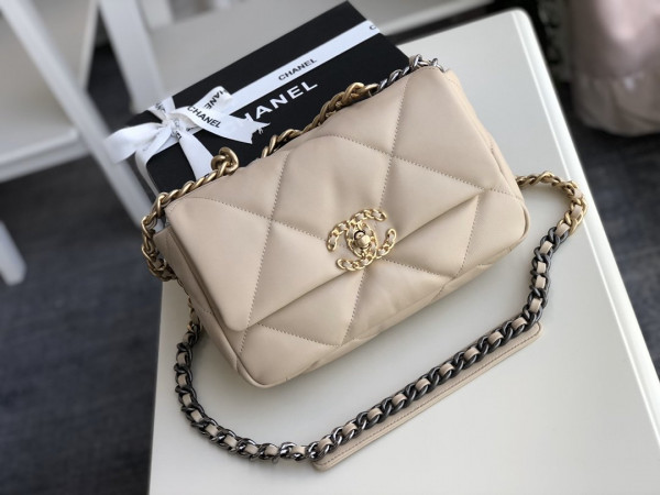 HOT SALE CL 19 FLAP BAG