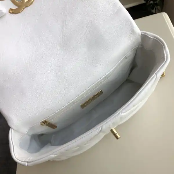 CHANEL 19 FLAP BAG