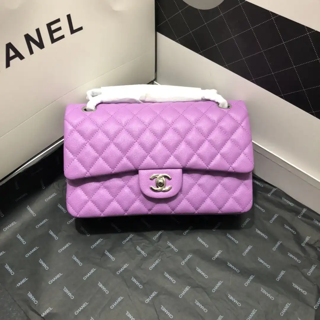 CHANEL FLAP BAG CAVIAR