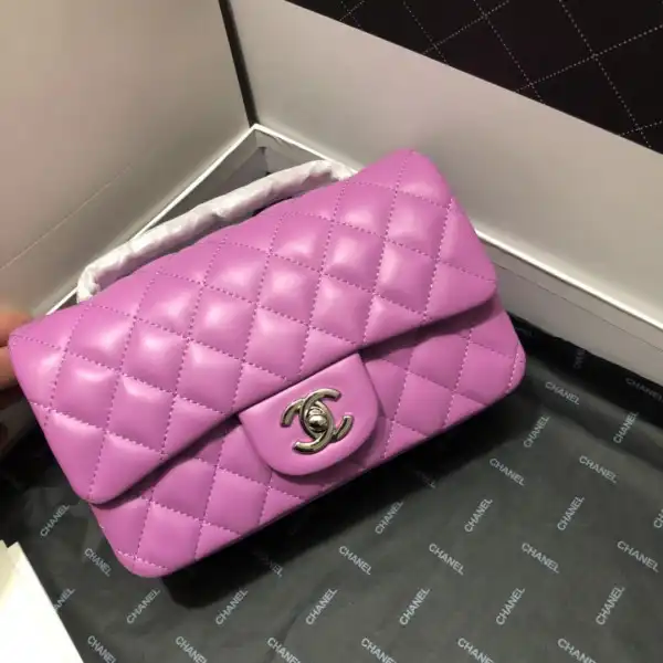 CHANEL FLAP BAG LAMBSKIN