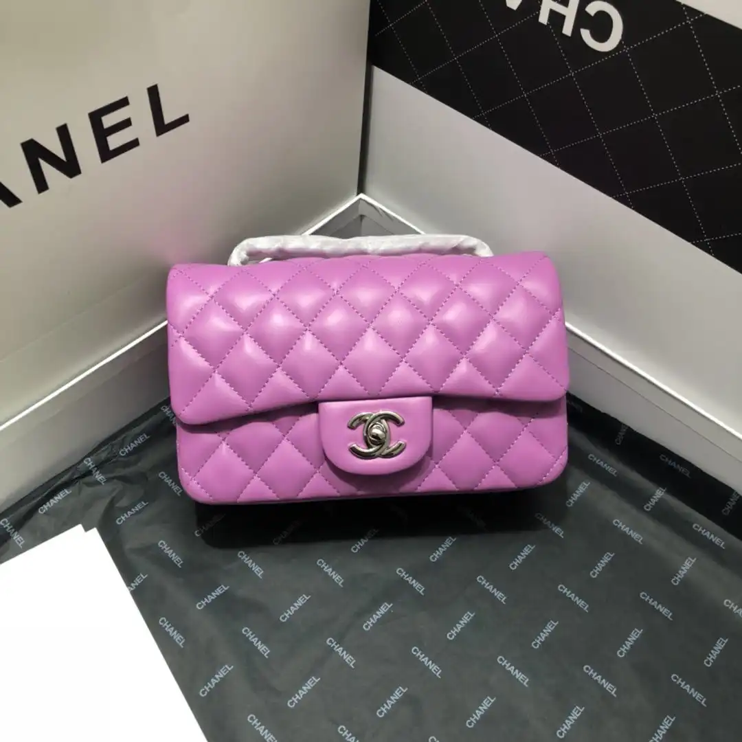 CHANEL FLAP BAG LAMBSKIN