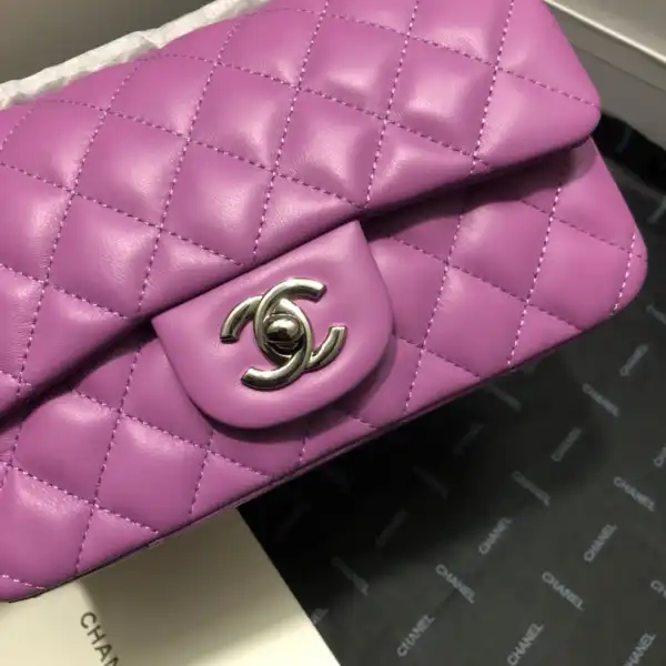 CHANEL FLAP BAG LAMBSKIN