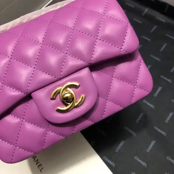 CHANEL FLAP BAG LAMBSKIN