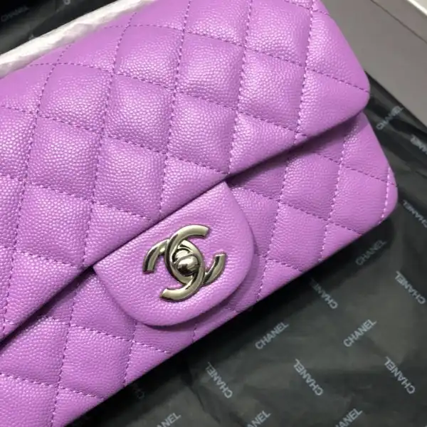 CHANEL FLAP BAG CAVIAR