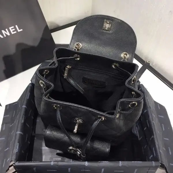 Bagsoffer yupoo CL BACKPACK IN CAVIAR WITH GOLD HARDWARE