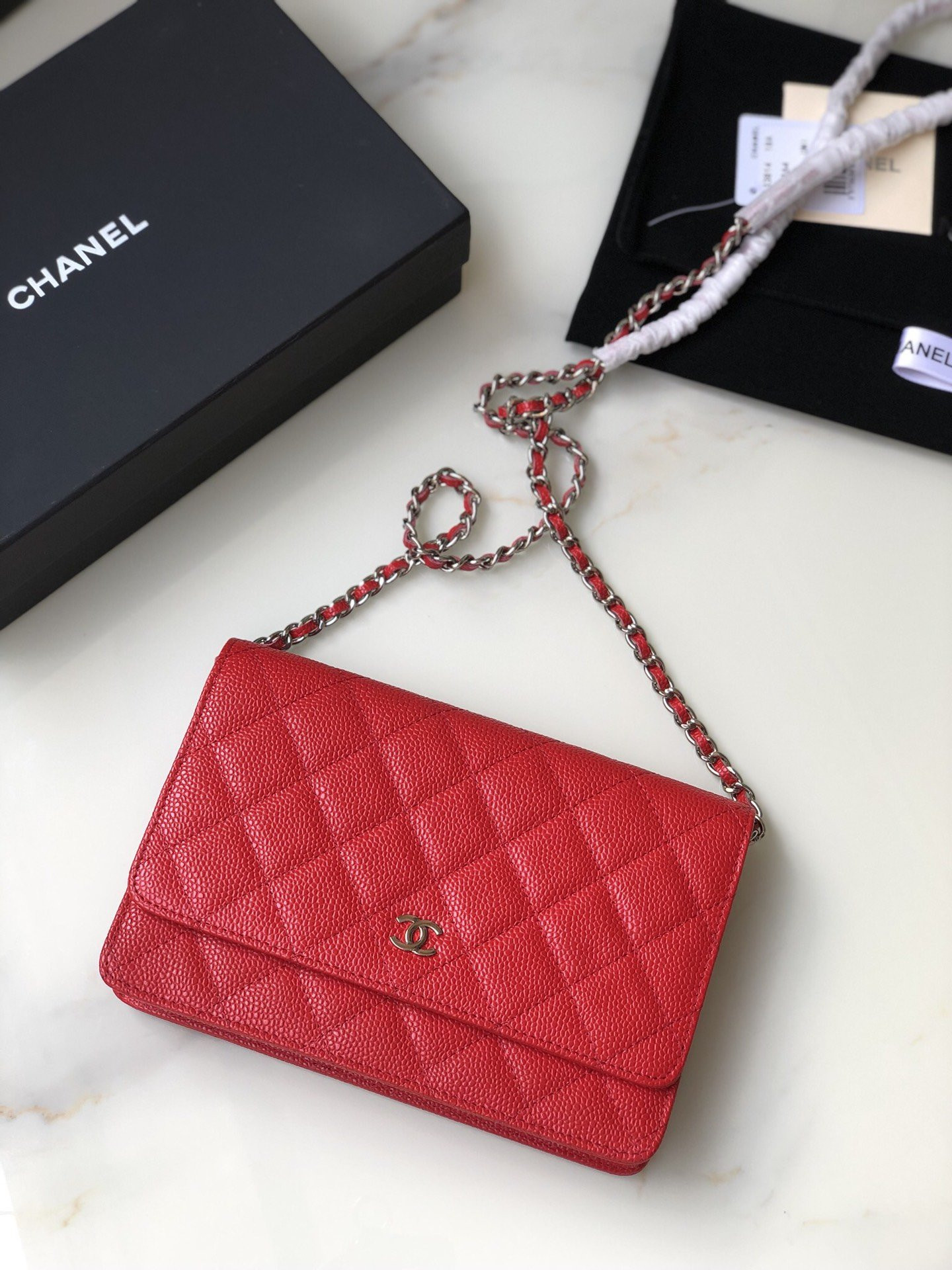 HOT SALE CL CHAIN WALLET CAVIAR WITH SILVER HARDWARE