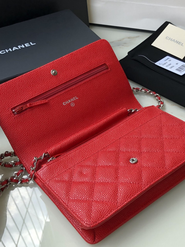 HOT SALE CL CHAIN WALLET CAVIAR WITH SILVER HARDWARE