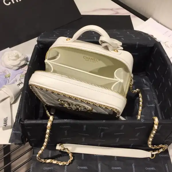 CHANEL VANITY CASE SMALL LARGE