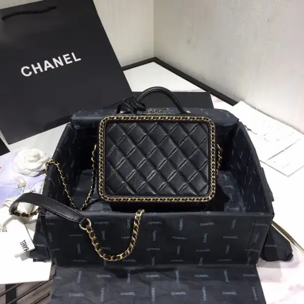 CHANEL VANITY CASE SMALL LARGE