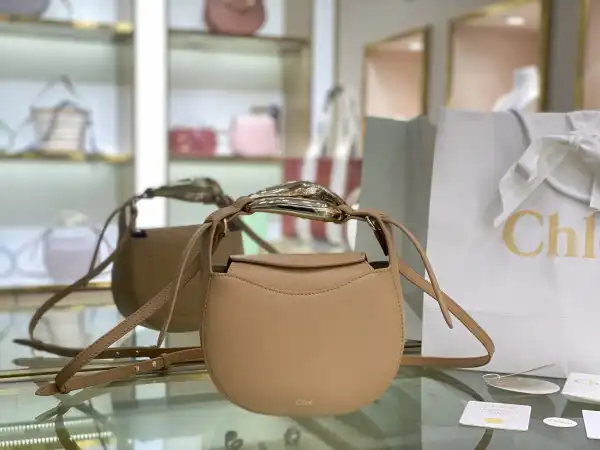 CHLOÉ KISS SMALL PURSE