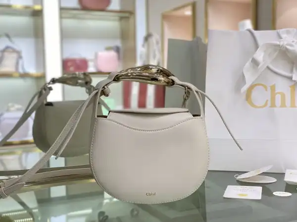 CHLOÉ KISS SMALL PURSE