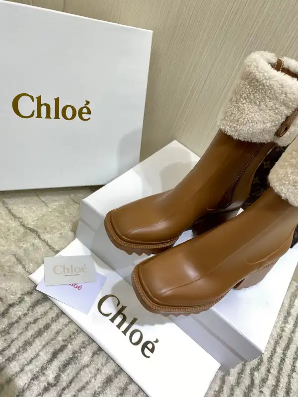 CHLOÉ BOOTS