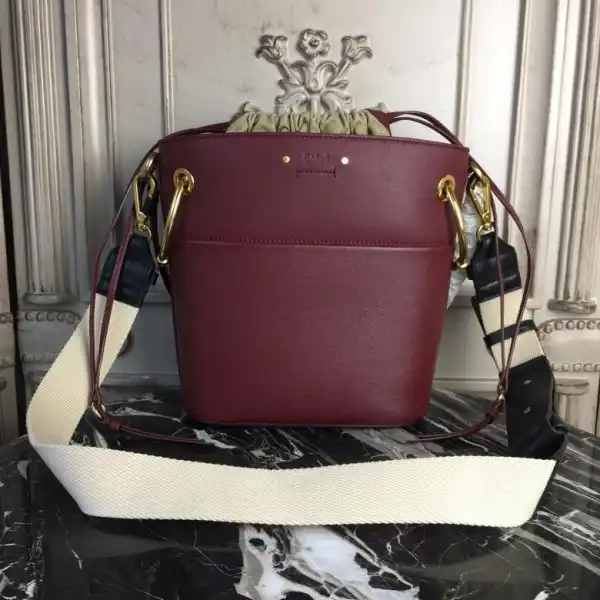 Firstbag Ru CHLOE ROY BUCKET BAG