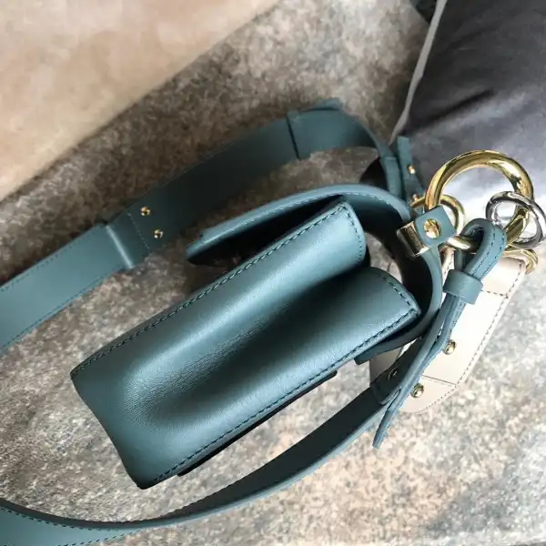 CHLOÉ SMALL C DOUBLE CARRY BAG