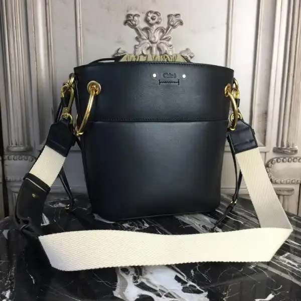 CHLOE ROY BUCKET BAG